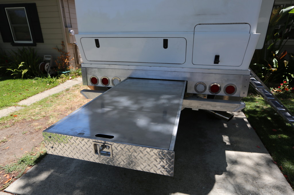 The flat bed has a huge table that you can pull out.
