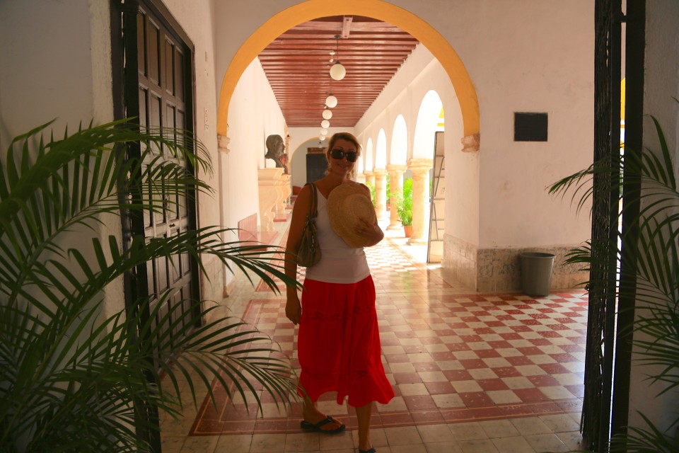 Taking shelter in a Spanish colonial courtyard. I could not even wear my hat I was so hot. My head needed to let off heat.
