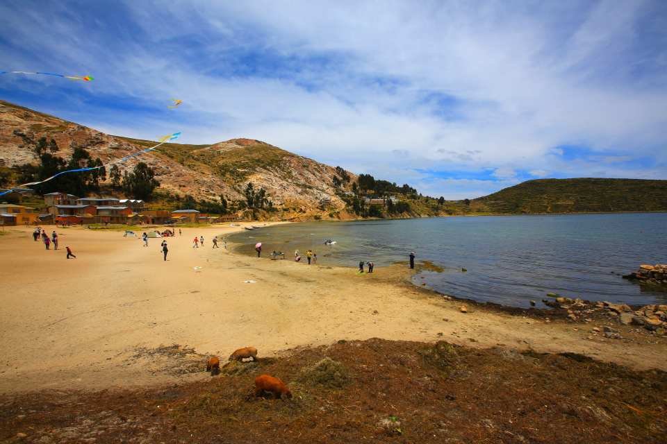 Starting from the village, we entered a national park with a guide for a 2 hour hike up to some sacred Incan sites.